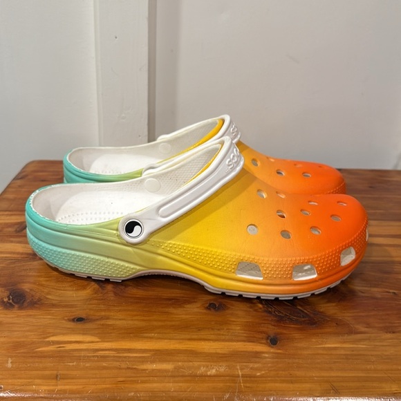 Crocs Classics Blue Yellow Orange Ombre Clogs - Picture 2 of 7